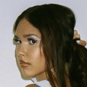 Alysha Ramos, 23 (Popsänger)