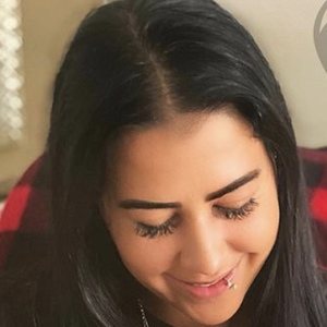 Alyssa Barry, 34 (TikTok Star)