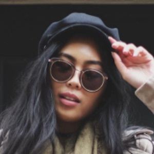 Alyssa May, 30 (Blogger)