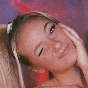 Alyssa McKay, 25 (TikTok Star)