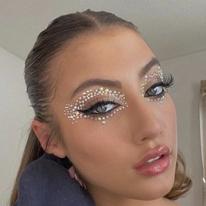 Alyssa Sines image 7