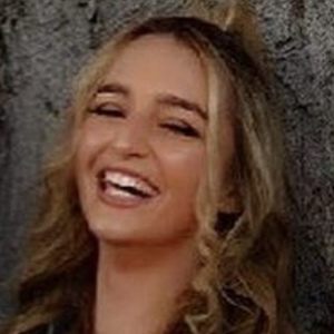 Alyx Ruibal, 28 (TikTok明星)