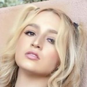 Alyx Ruibal, 28 (TikTok Star)