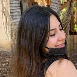 Amanda Awadis image 8