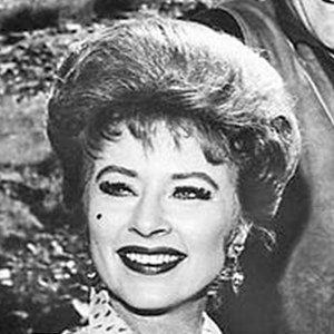 Amanda Blake image 3