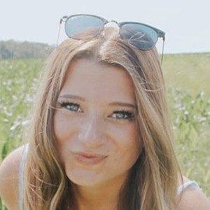 Amanda Bober, 25 (TikTok Star)