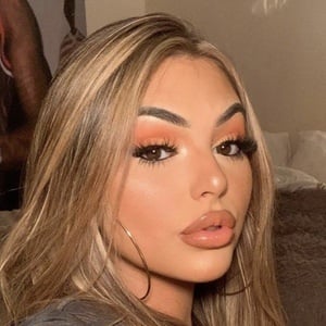 Amanda Cardinal, 25 (TikTok Star)