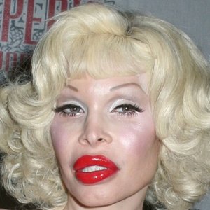 Amanda Lepore image 5