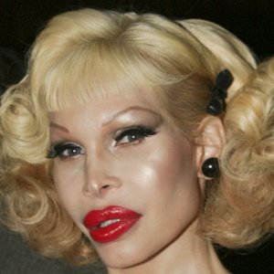 Amanda Lepore image 7
