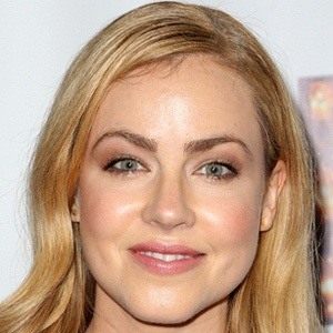 Amanda Schull, 45 (電視女演員)
