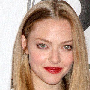 Amanda Seyfried, 38 (Nữ diễn viên điện ảnh)