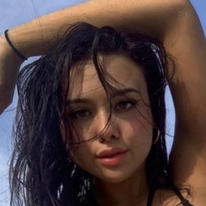 Amanda Stagz, 27 (TikTok明星)