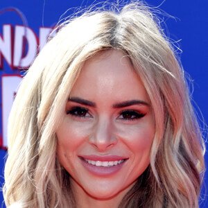 Amanda Stanton, 33 (Реальная звезда)