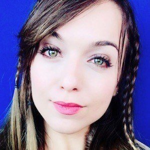 Amanda Tristão, 38 (YouTube Star)