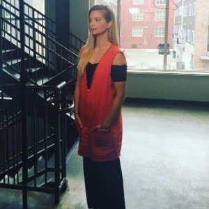 Amanda Valentine, 44 (Modedesigner)