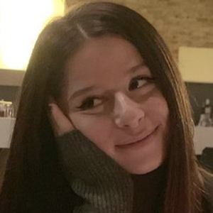 amandar0s3, 24 (Estrella de TikTok)