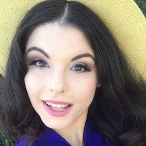 Amber Arden, 35 (Instagram Star)