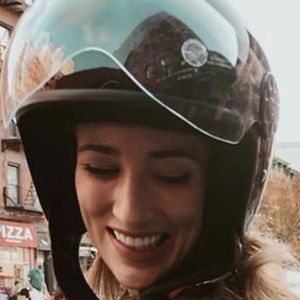 Amber Ardolino, 32 (Actrice de scène)