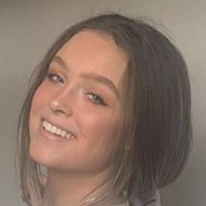 Amber Arnold, 22 (TikTok Star)