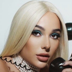 Amber Bernstein image 5