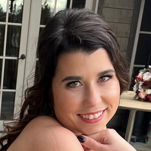 Amber Bowles, 33 (Reality Star)