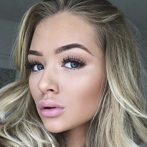 Amber Jepson, 29 (Model)