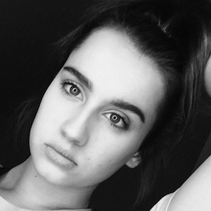 Amber Lansberry image 3