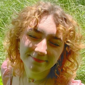 Amber Louise, 23 (Cantante Pop)