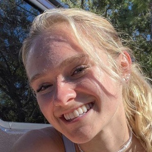 Amber Schulz image 7