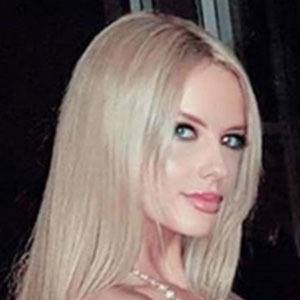 Amber Sienna, 34 (Model)