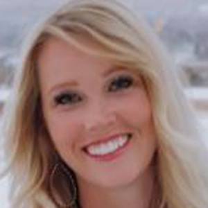 Amberley Snyder, 34 (馬術者)