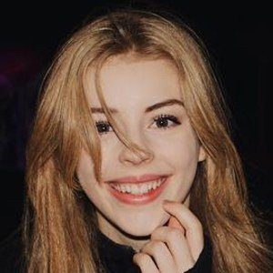 Amelia Gething, 26 (YouTube Star)
