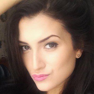 Amina Maz image 3