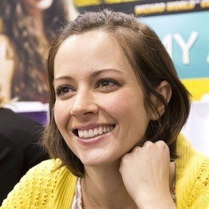 Amy Acker image 3