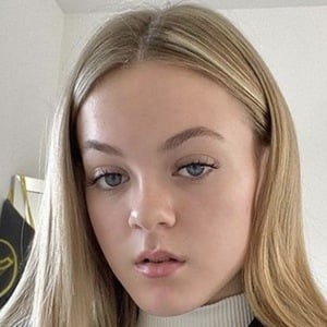 Amy Cardy, 20 (TikTok Star)