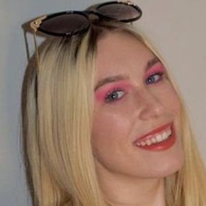 Amy Jo Smith, 26 (TikTok Star)