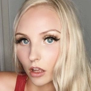 Amy Rose, 27 (YouTube Star)