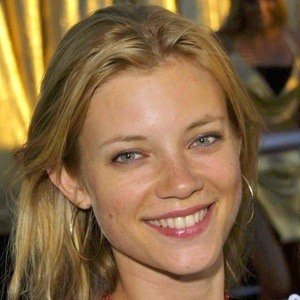 Amy Smart image 8