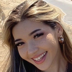 Ana Garrett, 28 (TikTok Star)