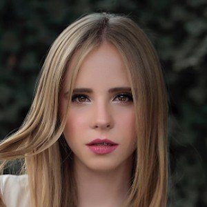 Ana Ovalles, 28 (YouTube Star)