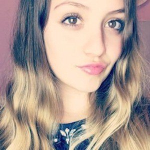 Ana Paola G, 22 (YouTube Star)