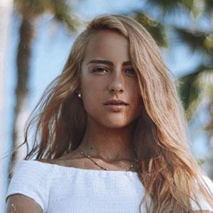 Ana Pau Ruiz, 26 (Instagram Star)