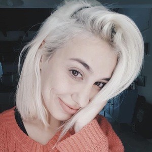 Ana Paula Bolzán, 28 (TikTok Star)