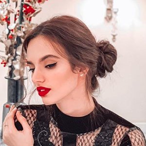 Ana Pirlog, 33 (Modell)