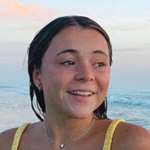 Ana Stowell image 7