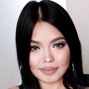 Ana Victorino, 32 (YouTube Star)