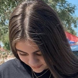 Anahit Kirakosian, 24 (TikTok明星)