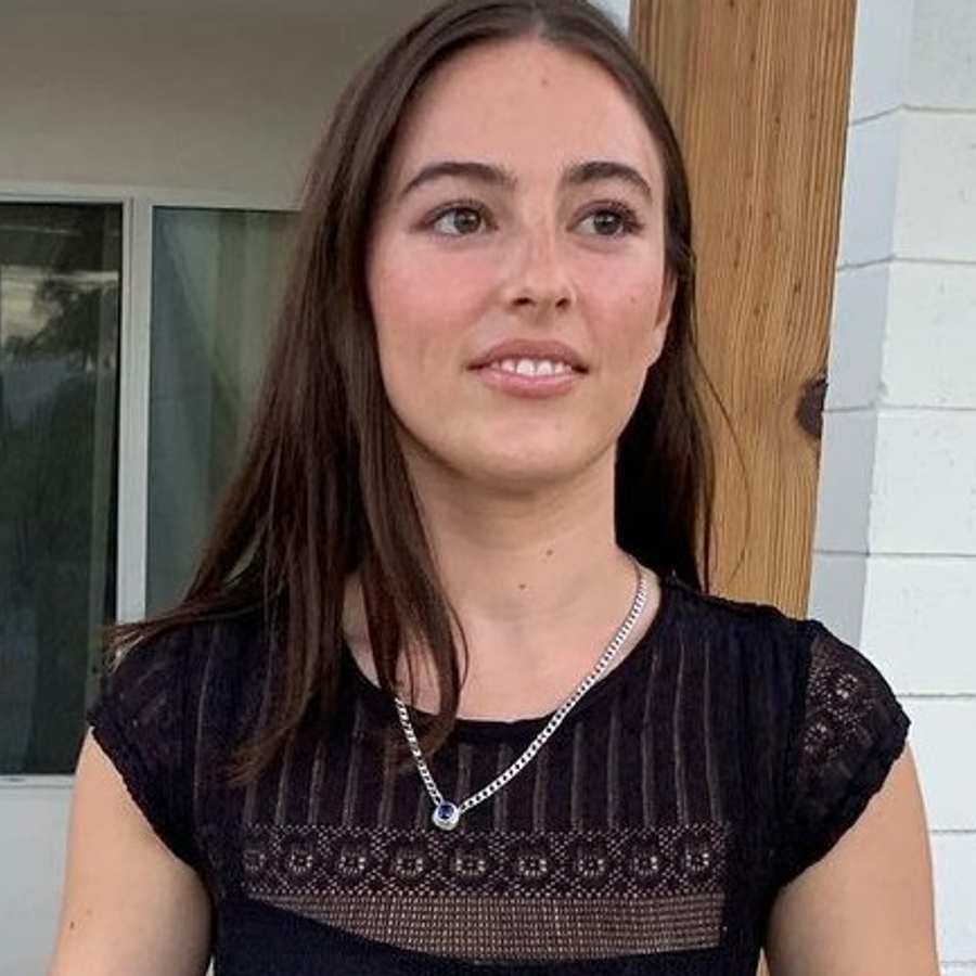 analuisa corrigan, 30 (Multimedia Kunstenaar)