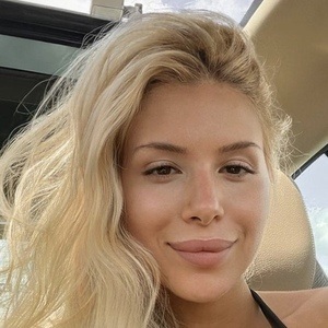 Anastazia Dupee image 3