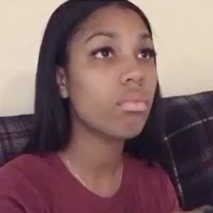 Anaya Perry, 25 (Instagram Star)